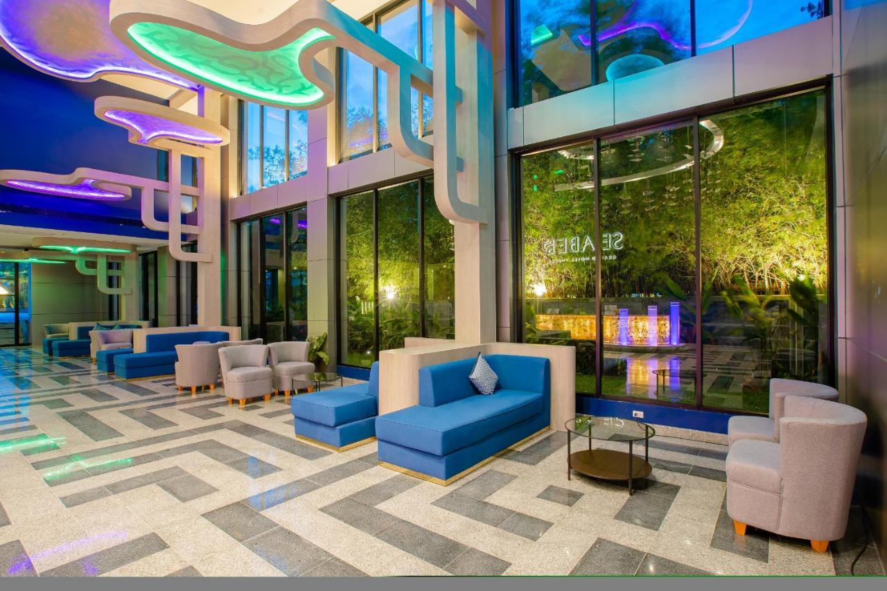 Seabed Grand Hotel Phuket - Sha Extra Plus Eksteriør billede Lobby